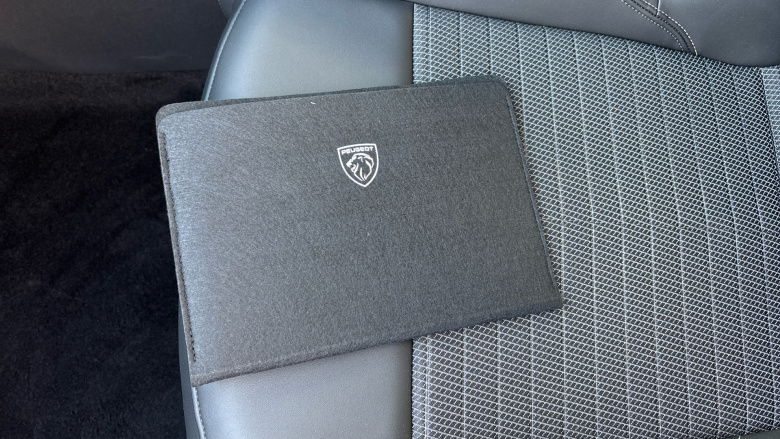 Peugeot 3008 157kW Allure 73kWh 5dr Auto Electric Estate